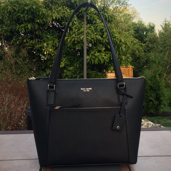 kate spade Handbags - NWT Kate Spade Pocket Tote Cameron